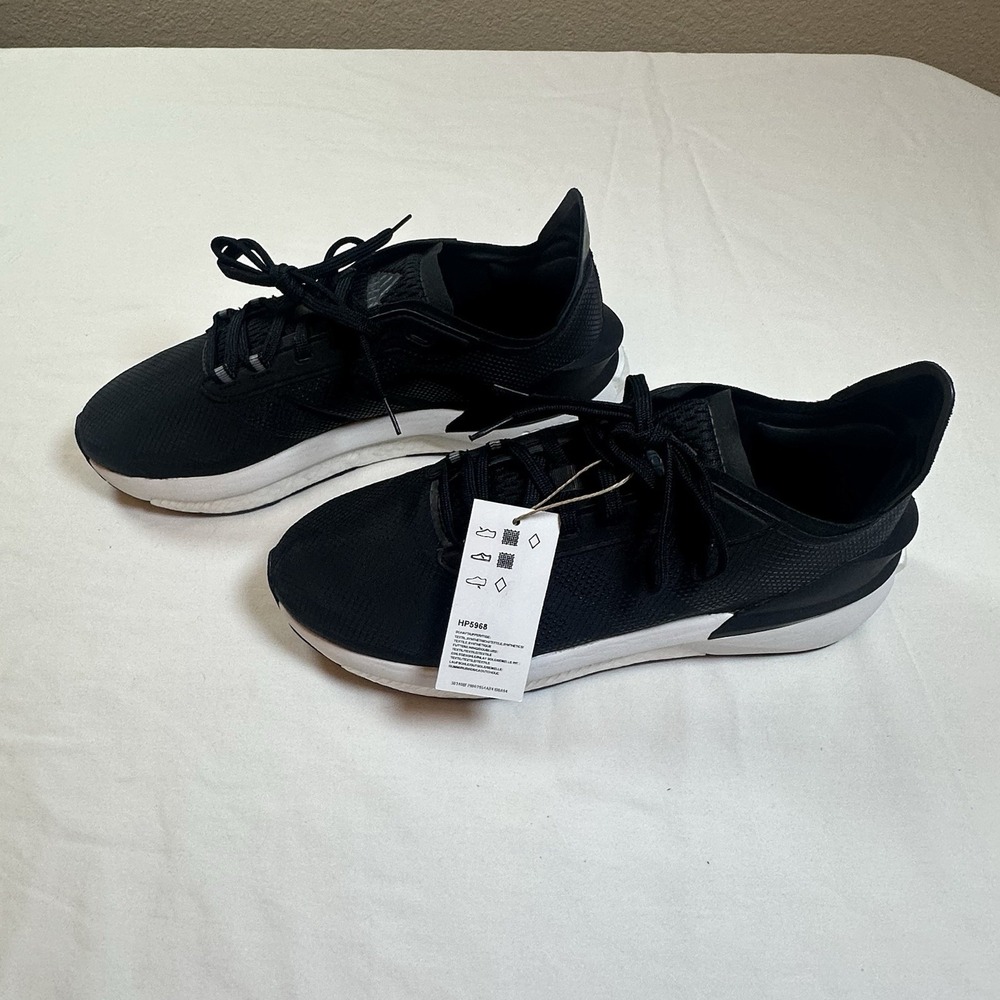 Adidas Avryn Men's Shoes Core Black-Grey Three-Carbon hp5968 New In Box‎ Size 9